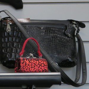 Madi Claire Purse
